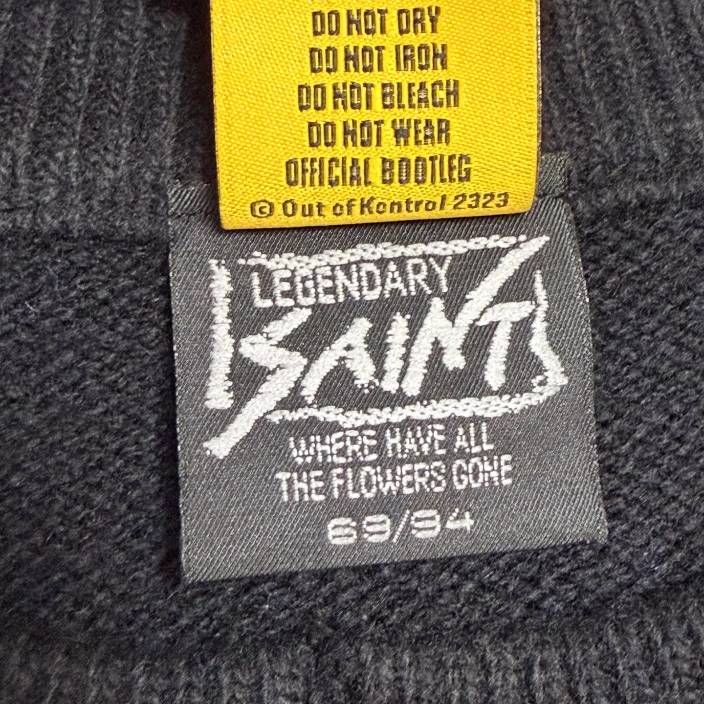 Exactly correct version Customized KLF co-branded main mark/washing mark SAINT Mxxxxxx × The KLF KLF_CREW NECK KNIT/BLK KLF co-branded deconstructed wool sweater Black S-XL heel original Made of 100% pure wool Natural and warm Wool fabric Recommended dry cleaning or gentle hand washing Imported special machine embroidery Full three-dimensional Hand destroyed Deconstructed and shredded